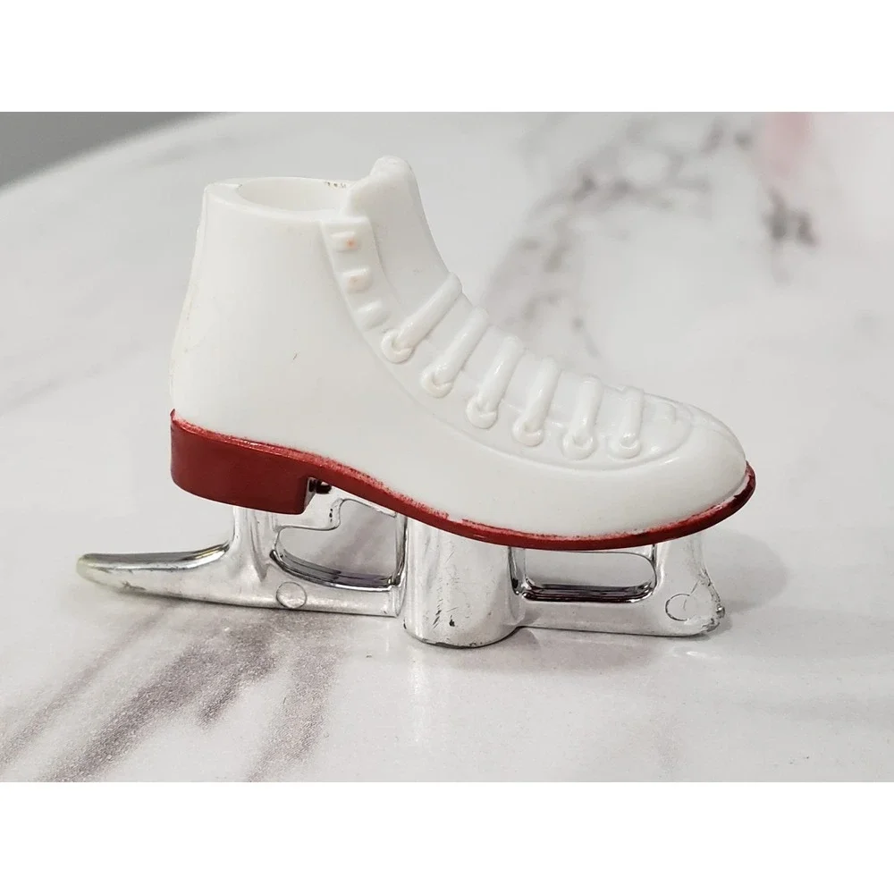 1 ONE REPLACEMENT Bratz Sportz‎ Sports Ice Champions Ice Skates Red & White
